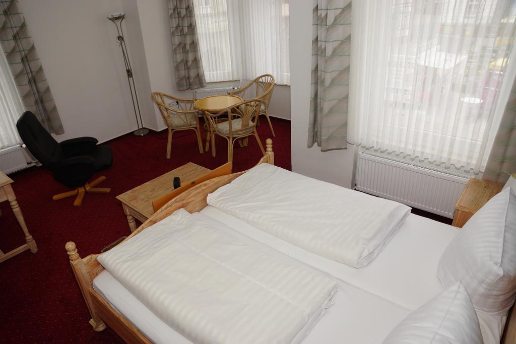 Hotel Deutsches Haus Blomberg  Eksteriør bilde